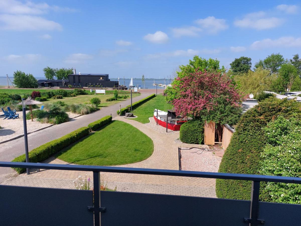 Haus Strandglueck - Urlaub Mit Blick Auf Den Duemmer See Apartment Lembruch Luaran gambar