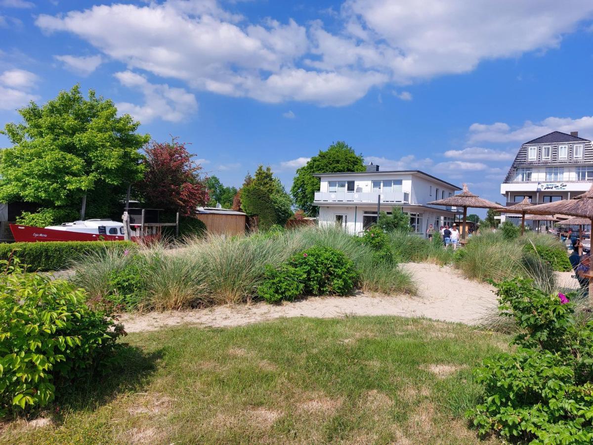 Haus Strandglueck - Urlaub Mit Blick Auf Den Duemmer See Apartment Lembruch Luaran gambar