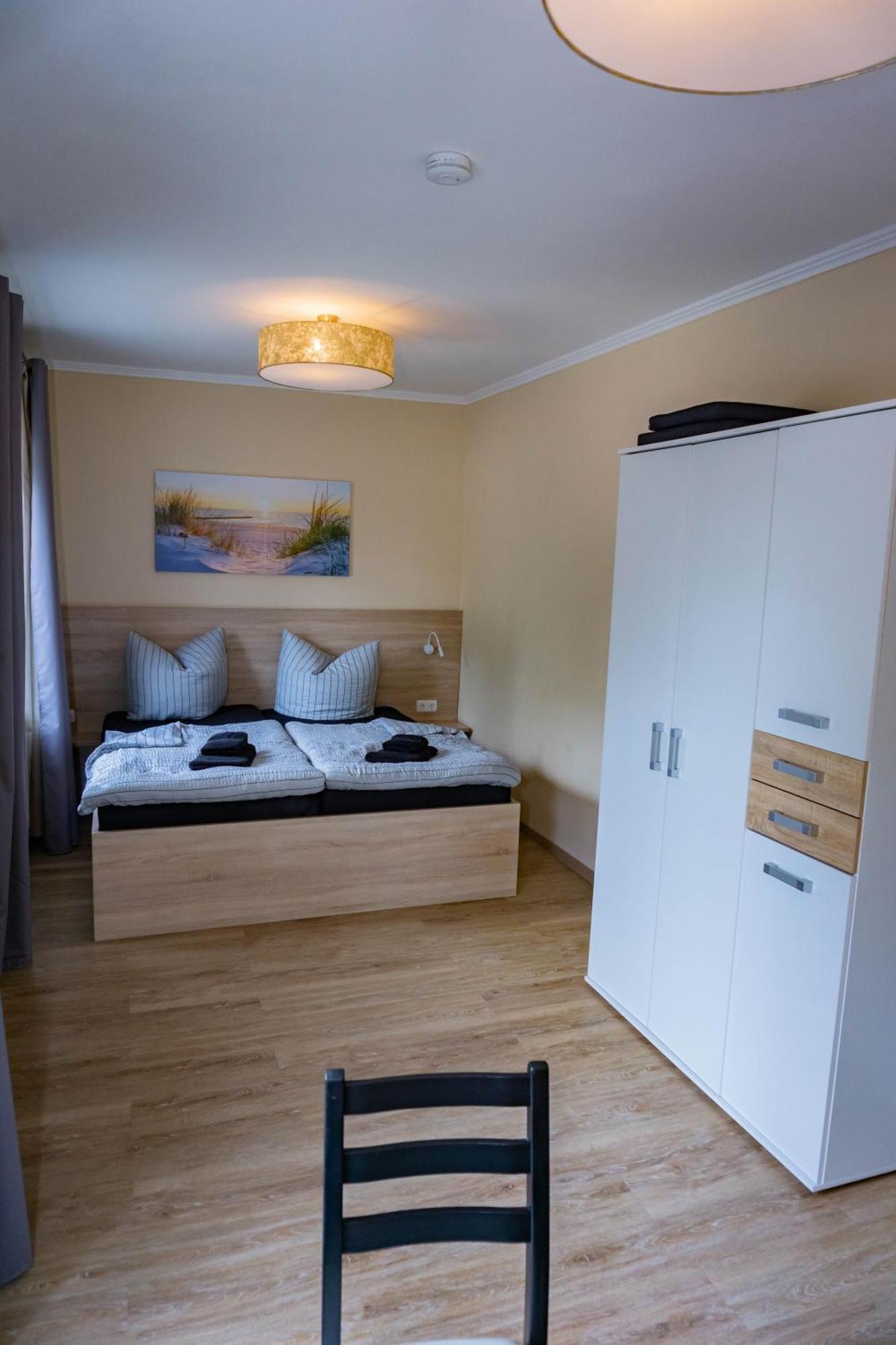 Haus Strandglueck - Urlaub Mit Blick Auf Den Duemmer See Apartment Lembruch Luaran gambar