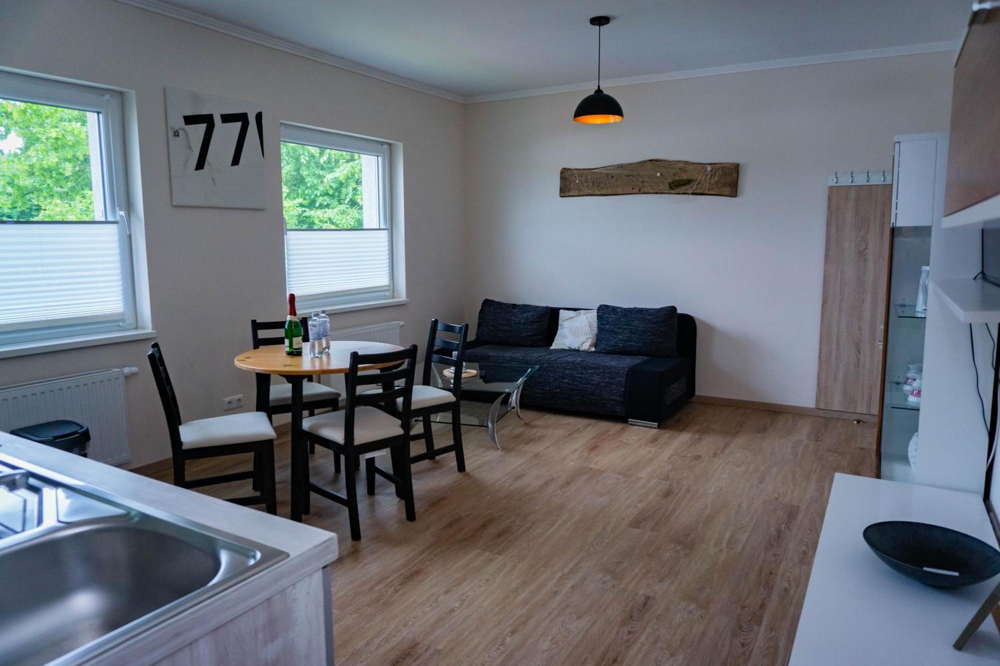 Haus Strandglueck - Urlaub Mit Blick Auf Den Duemmer See Apartment Lembruch Luaran gambar